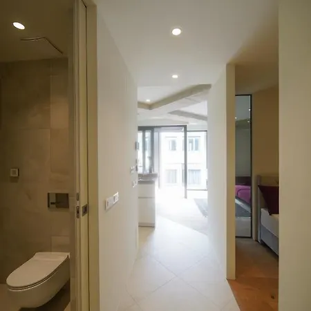 Castle View Luxury Apartmán