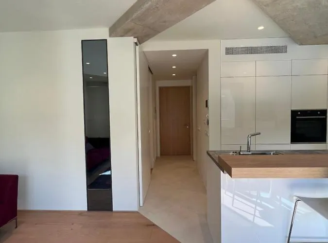 Castle View Luxury Apartma *